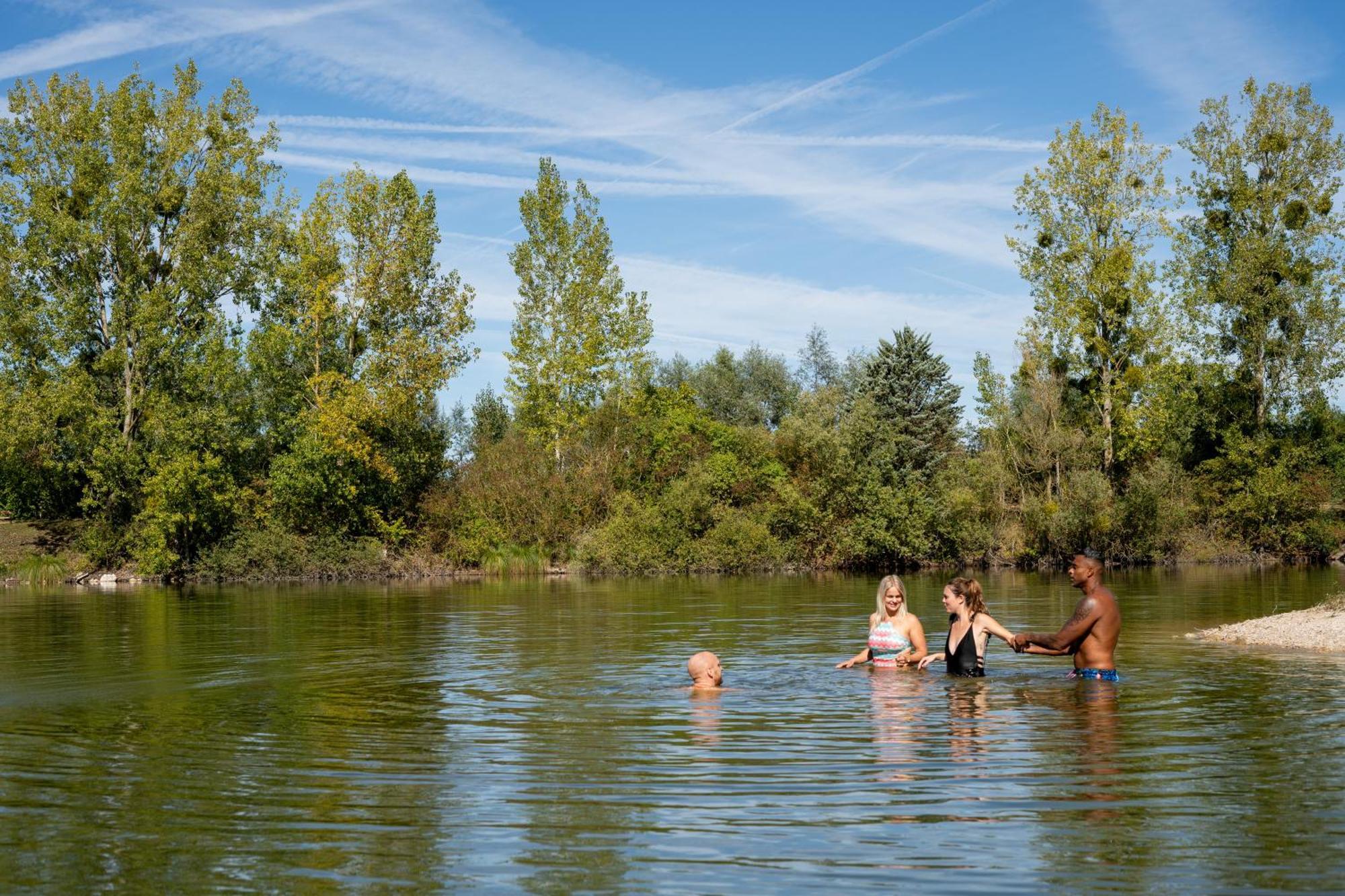 Les Etangs De La Bassee Hotel Gravon Exterior photo